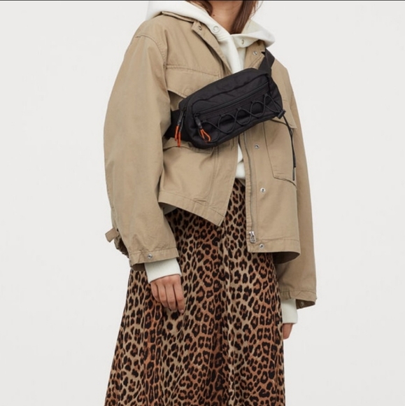 H&M Tan Oversized Minimalist Military Jacket Size Medium - Picture 13 of 13